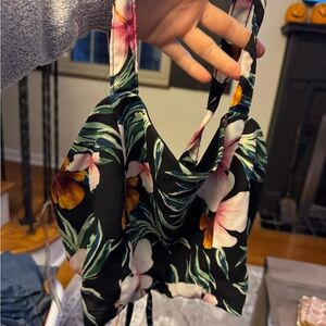 SHEIN Tropical Floral Black Tank Top